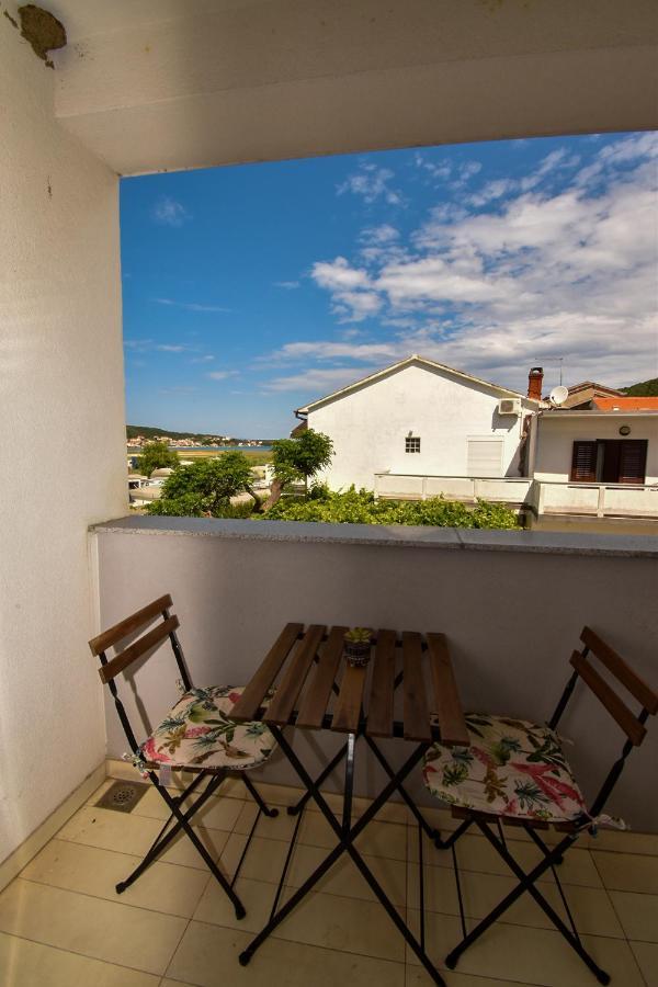 Apartman Belisima Deluxe Supetarska Draga Exterior foto